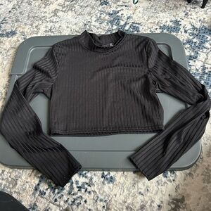 Boohoo Black Ribbed Crop Top with Long Sleeves